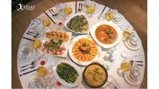 Món Tiệc